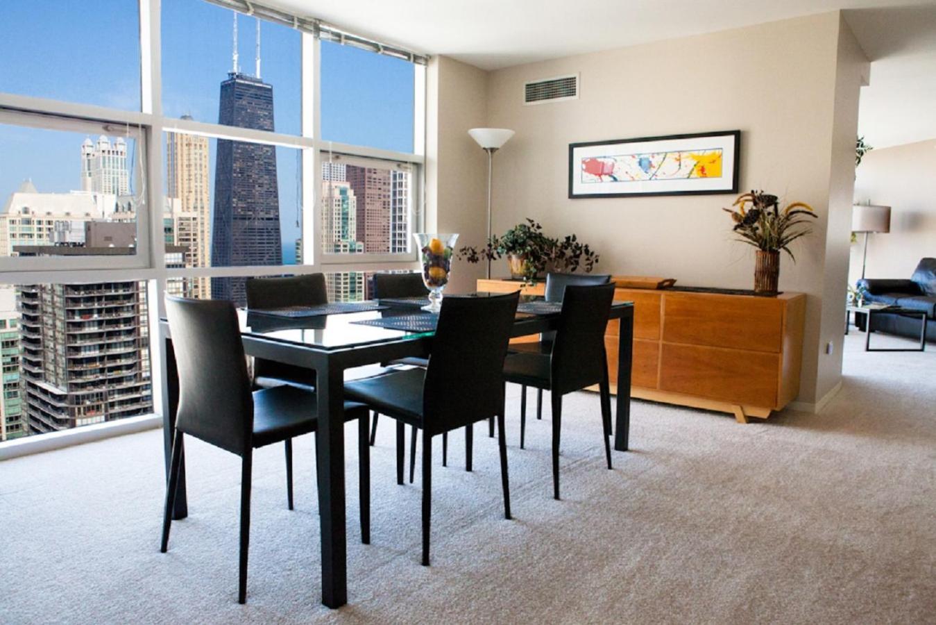 The Penthouse At Grand Plaza Aparthotel Σικάγο Εξωτερικό φωτογραφία